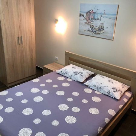 Apartment Family Ulcinj Extérieur photo