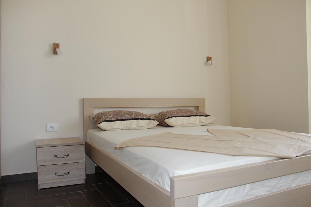 Apartment Family Ulcinj Extérieur photo