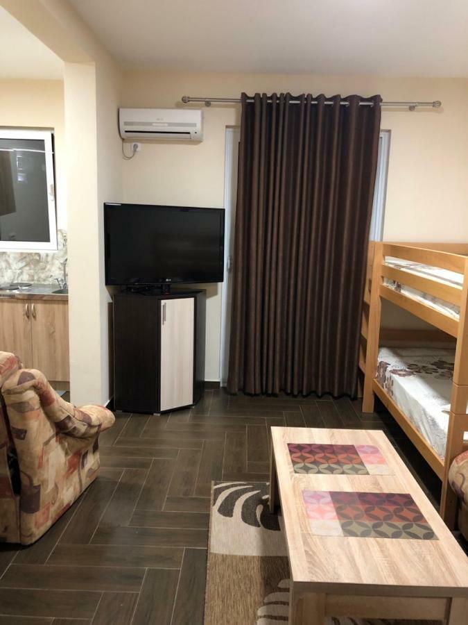 Apartment Family Ulcinj Extérieur photo